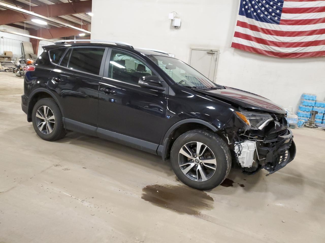 2016 TOYOTA RAV4 XLE - Фото 4