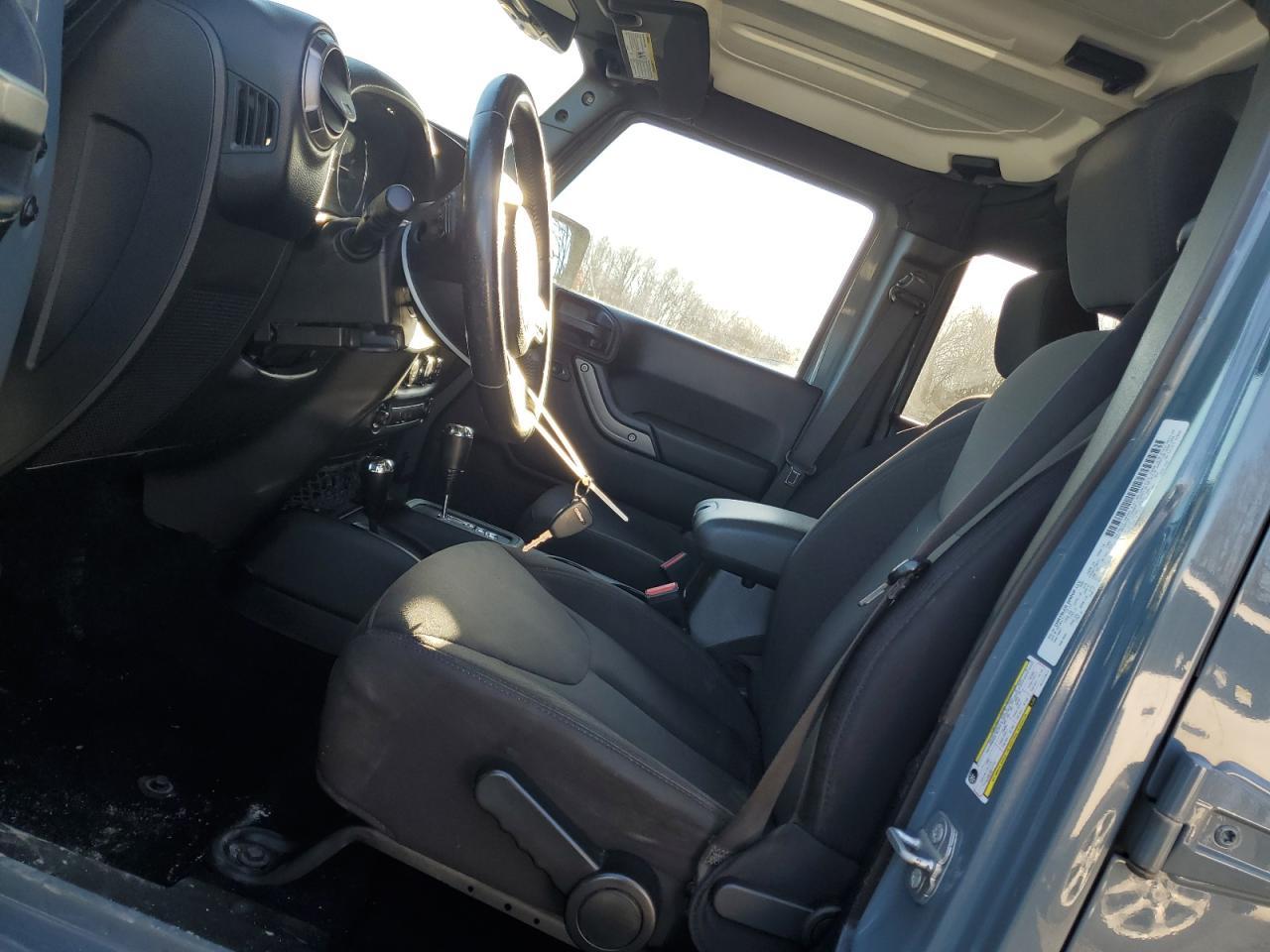 2014 JEEP WRANGLER U - Image 7