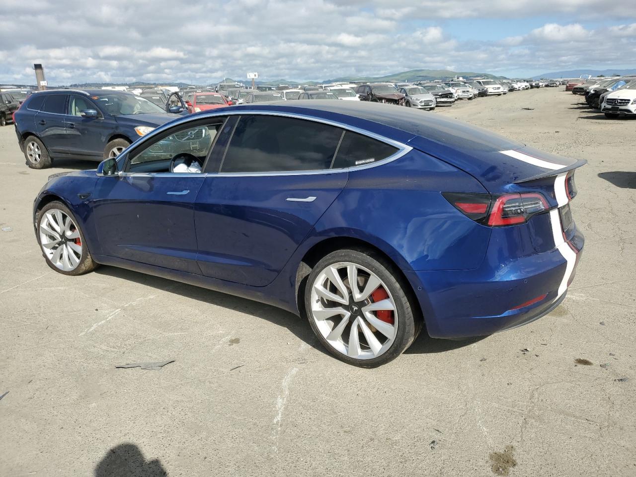 2019 TESLA MODEL 3 - Фото 2
