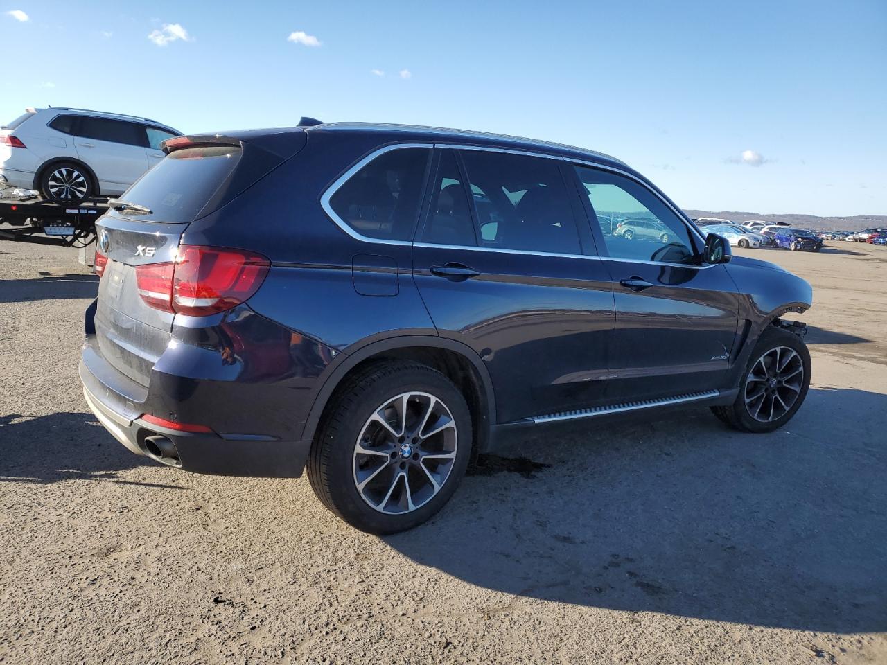 2017 BMW X5 XDRIVE3 - Фото 3
