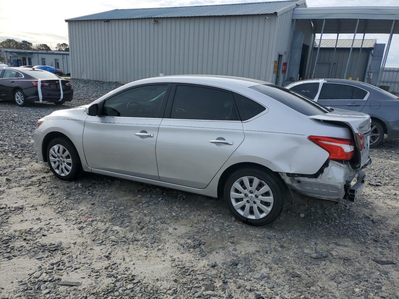 2017 NISSAN SENTRA S - Фото 2