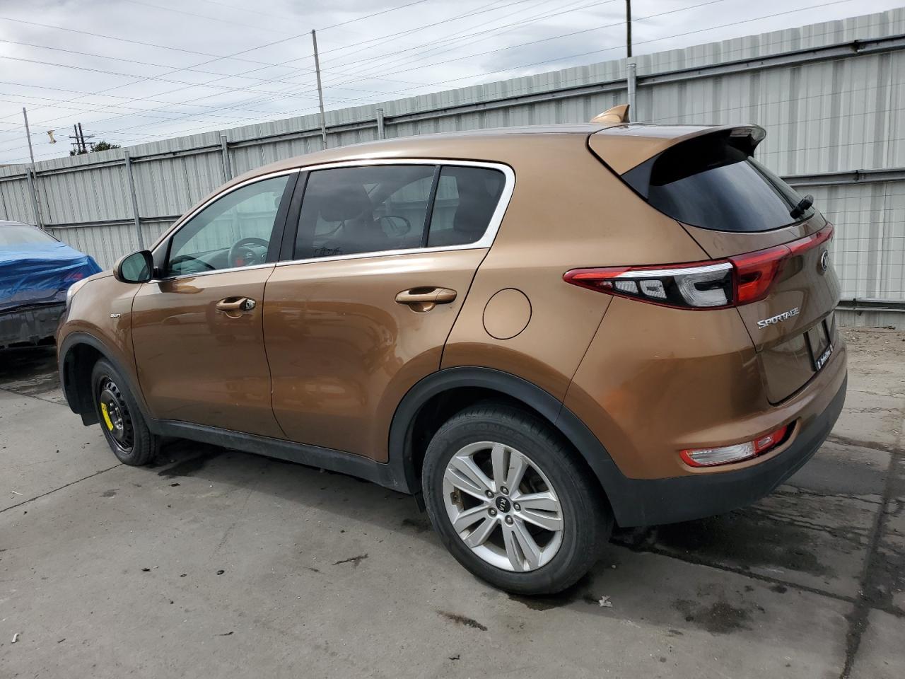 2017 KIA SPORTAGE L - Image 2