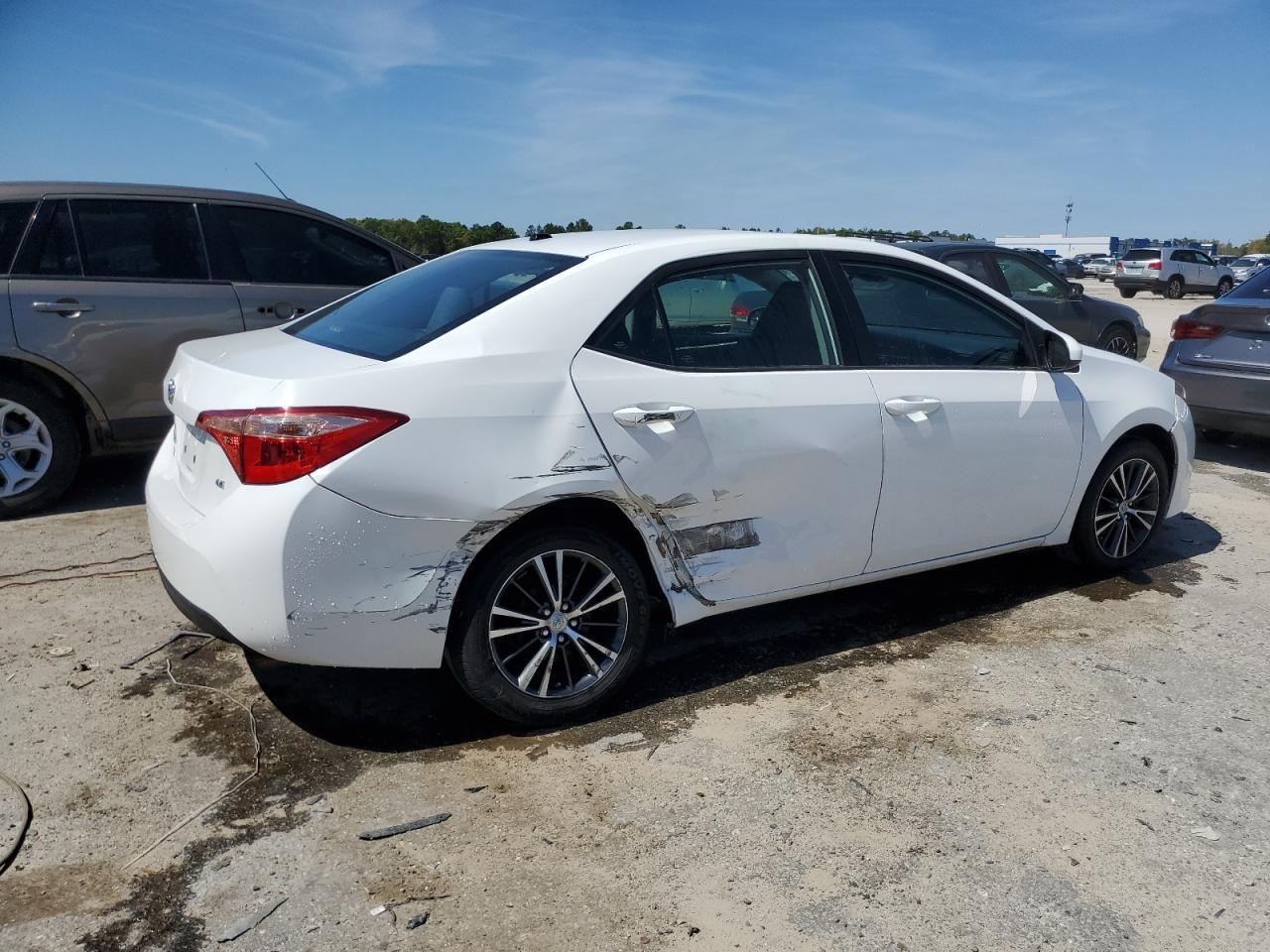 2018 TOYOTA COROLLA L - Image 3