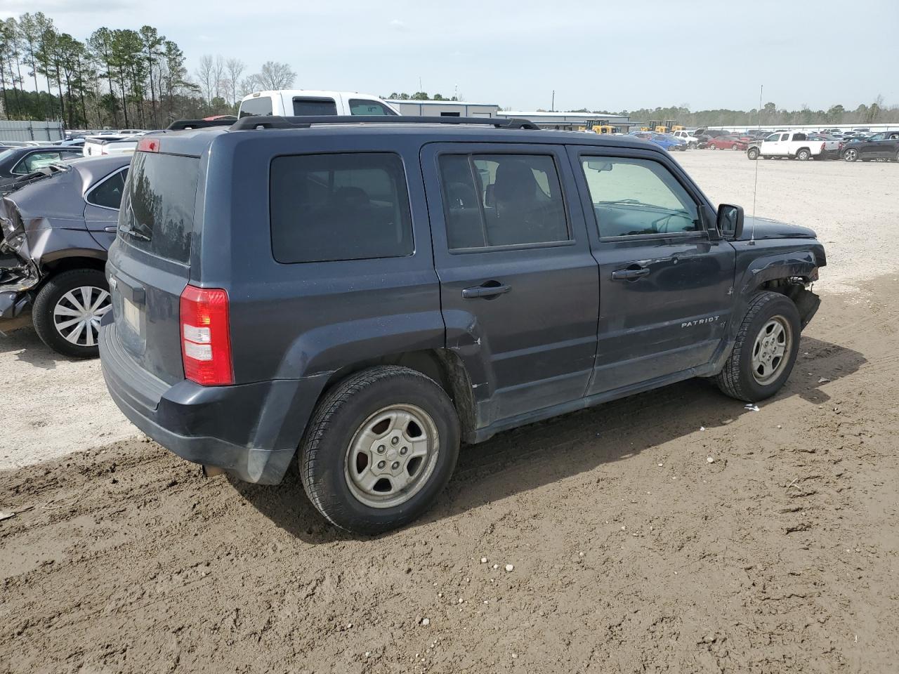 2015 JEEP PATRIOT SP - Фото 3