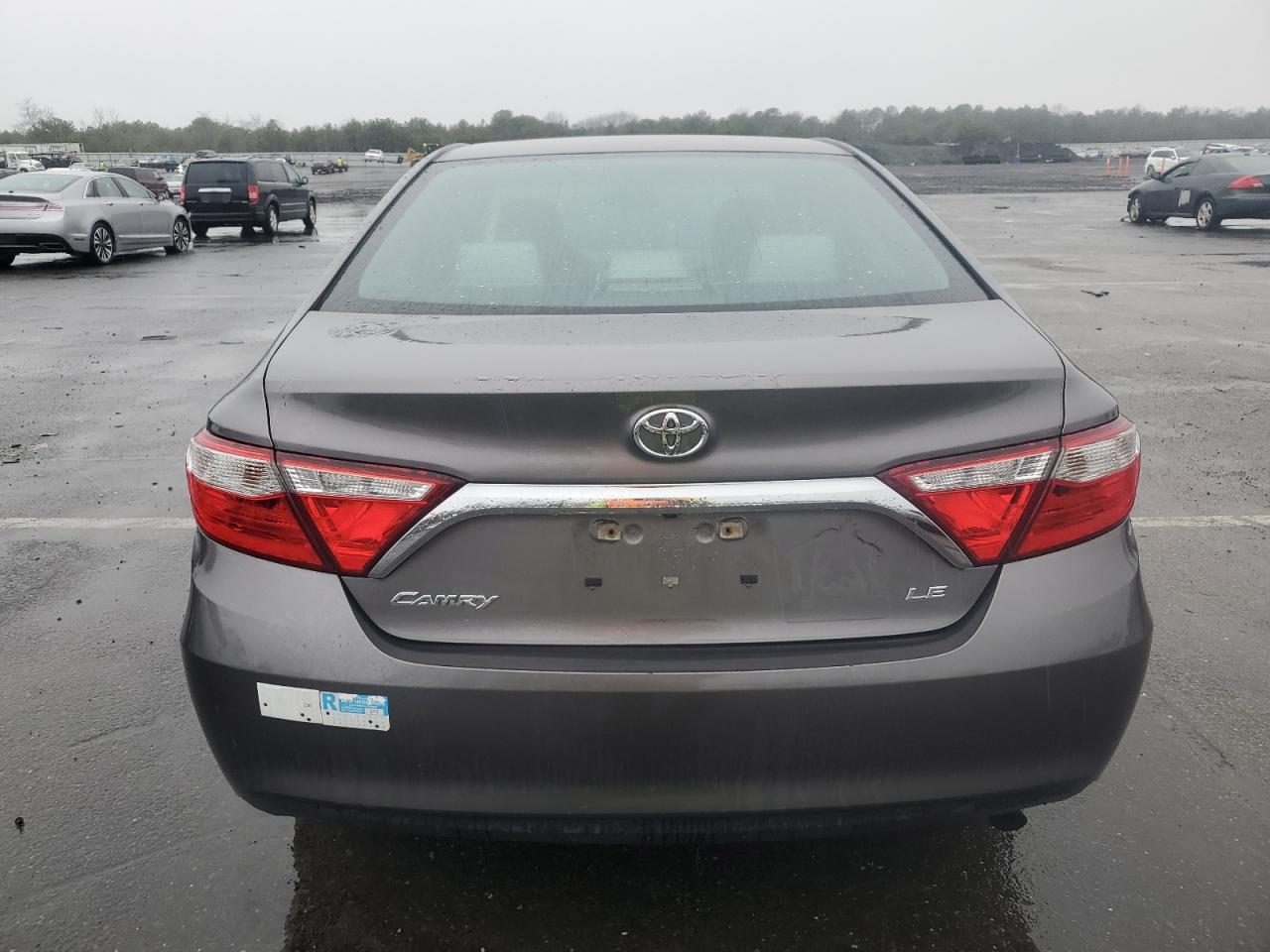 2017 TOYOTA CAMRY LE - Image 6