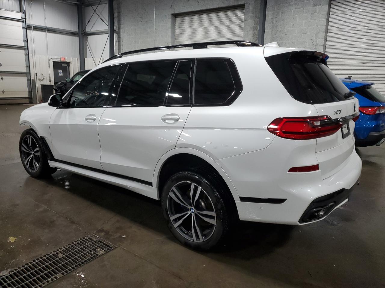 2022 BMW X7 XDRIVE4 - Image 2