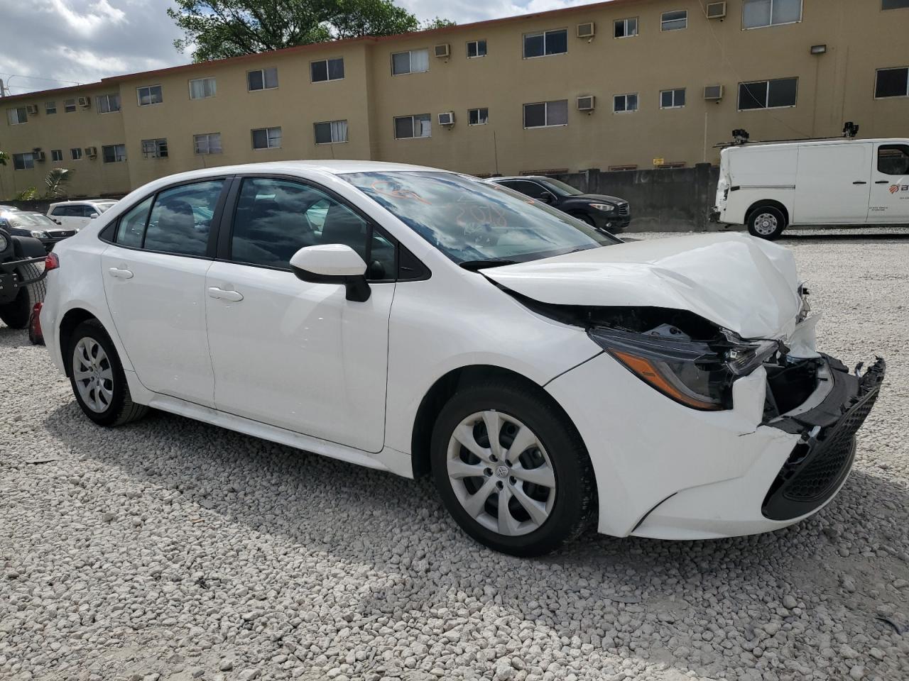 2022 TOYOTA COROLLA LE - Фото 4