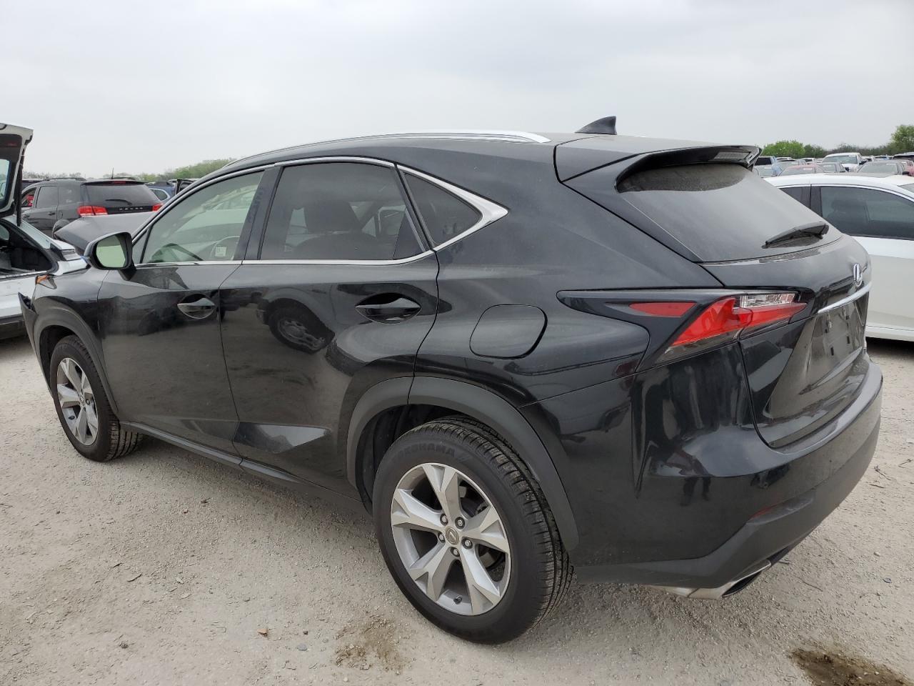 2017 LEXUS NX 200T BA - Фото 2