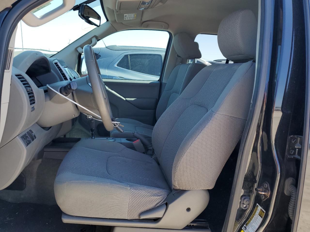 2016 NISSAN FRONTIER S - Фото 7