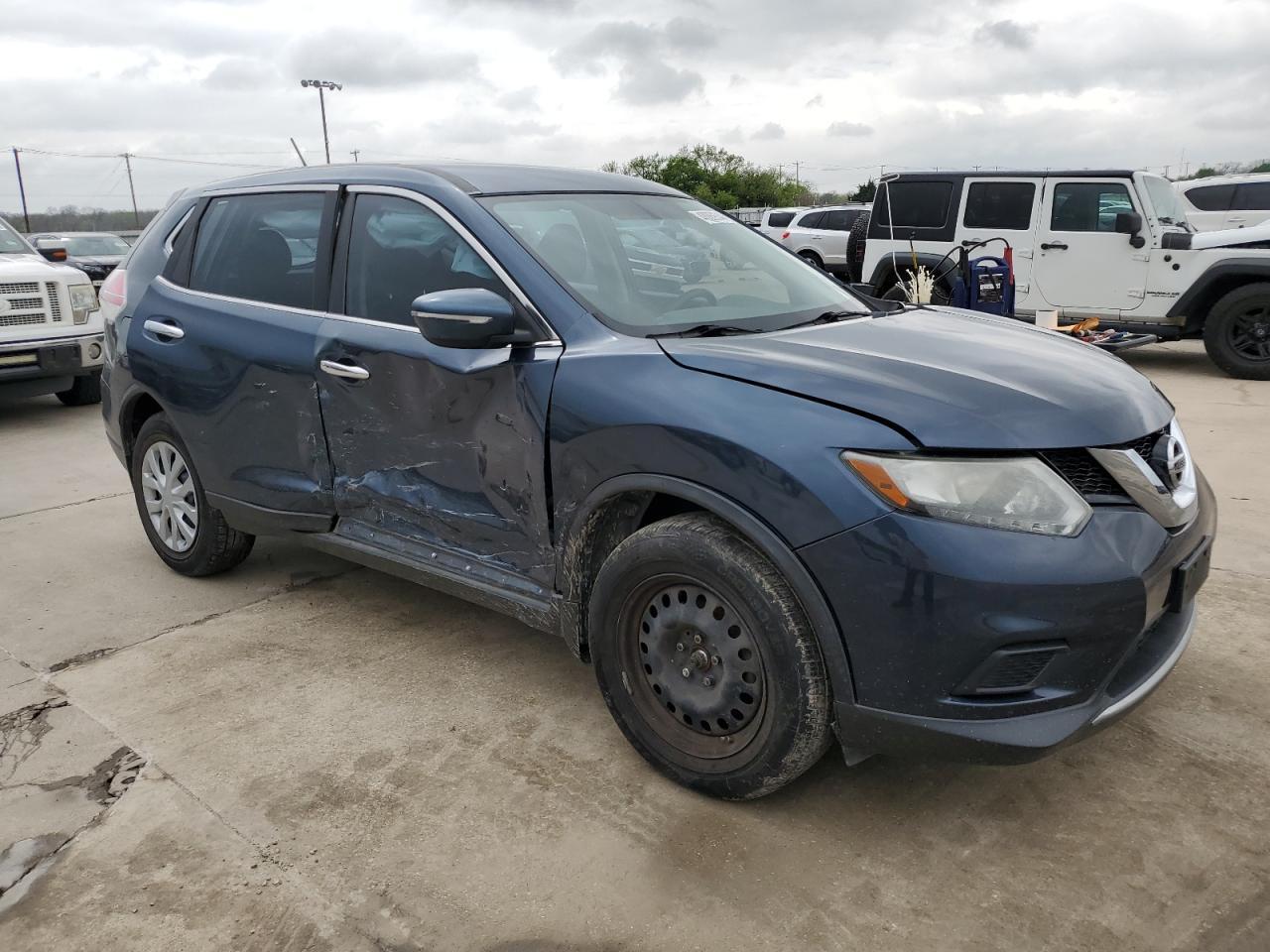 2015 NISSAN ROGUE S - Фото 4