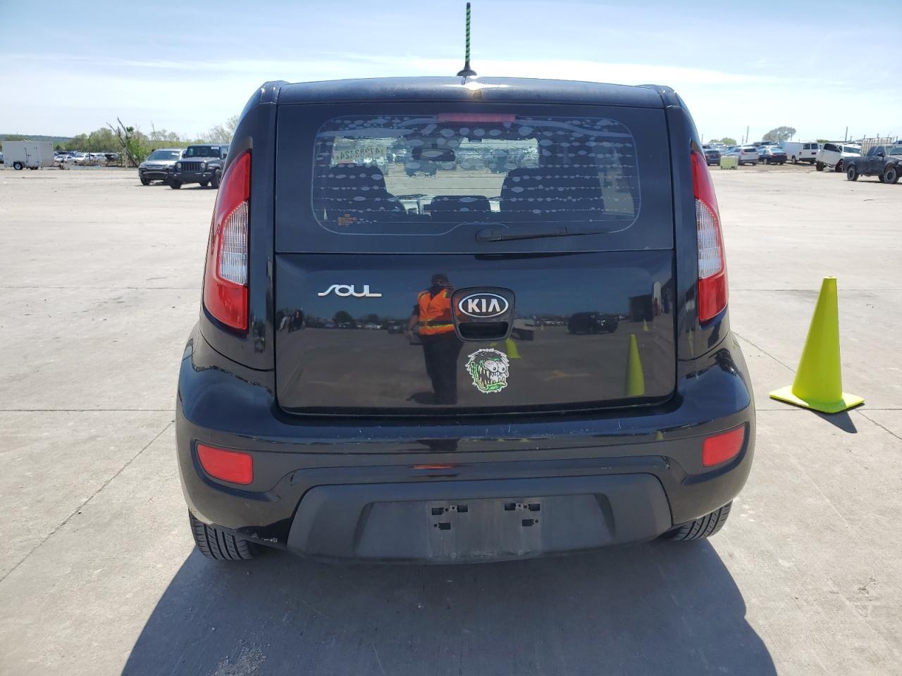 2013 KIA SOUL - Image 6