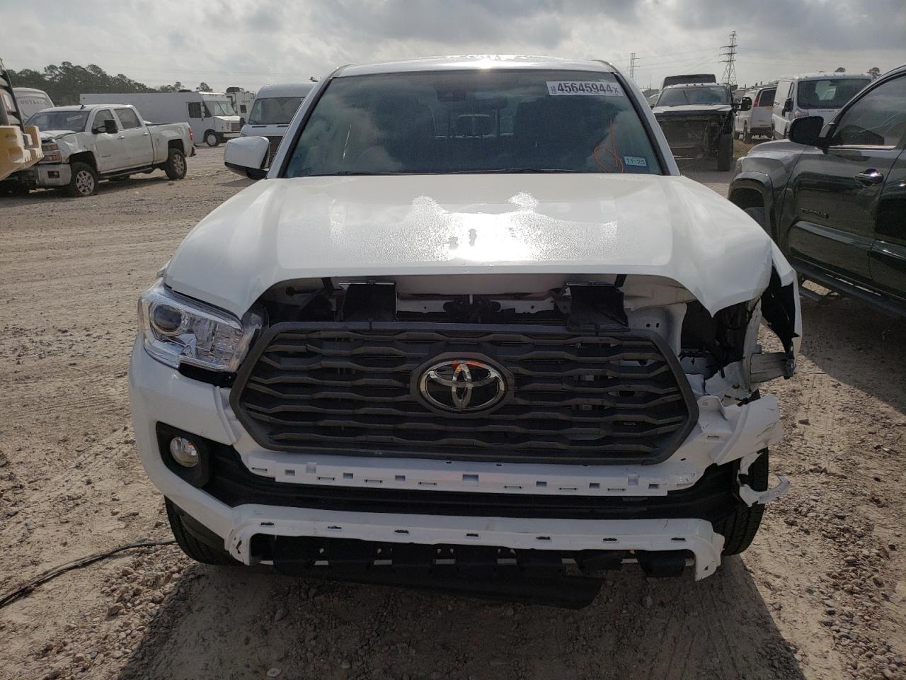 2023 TOYOTA TACOMA DOU - Фото 5