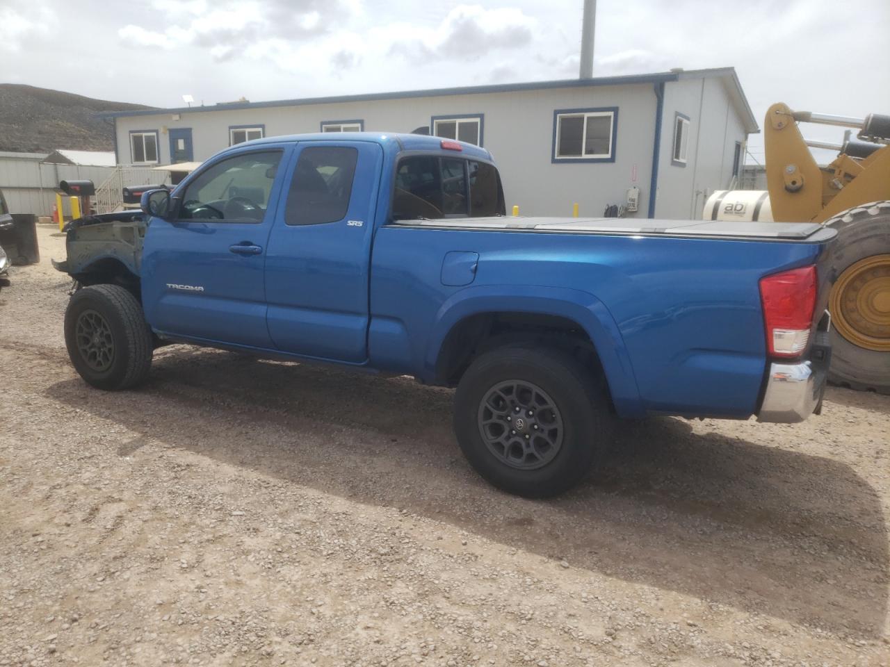 2017 TOYOTA TACOMA ACC - Фото 2