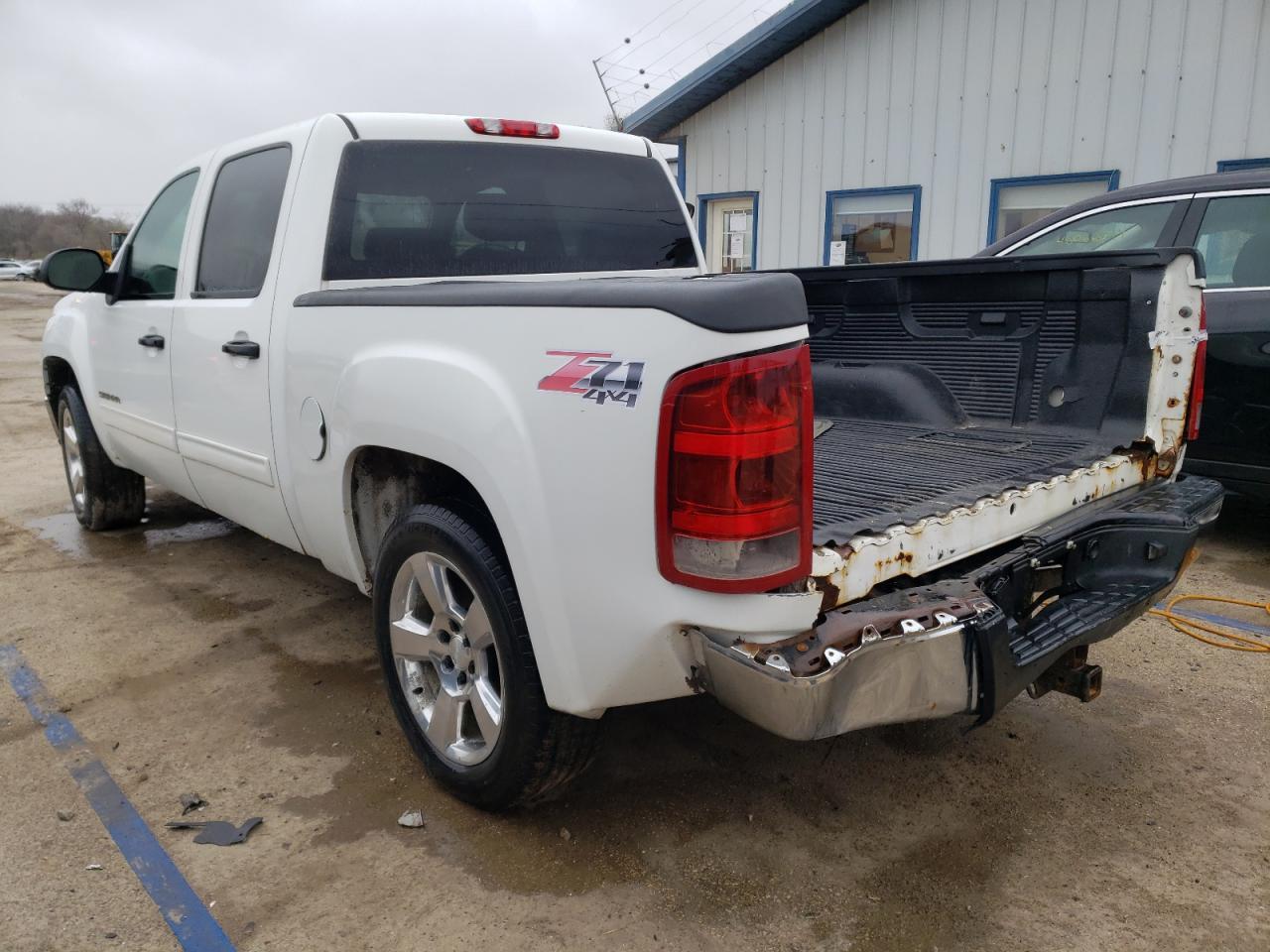 2011 GMC SIERRA K15 - Фото 2