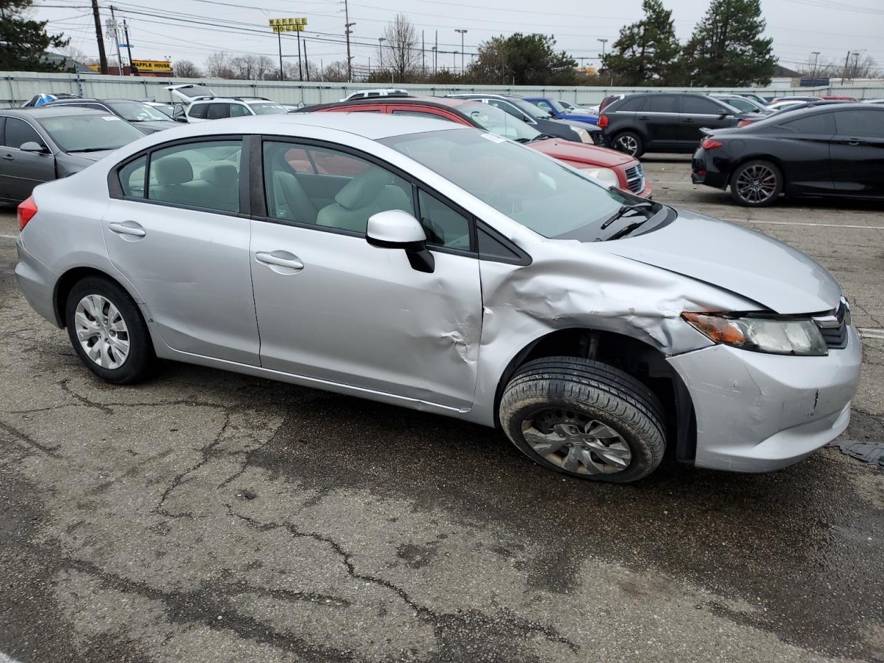 2012 HONDA CIVIC LX - Фото 4