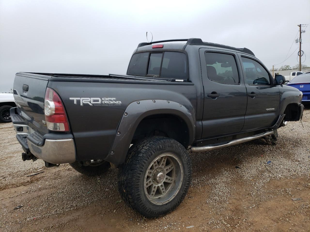 2013 TOYOTA TACOMA DOU - Image 3