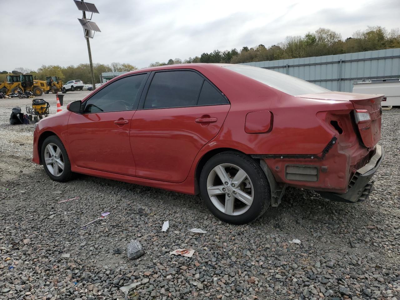 2014 TOYOTA CAMRY L - Image 2