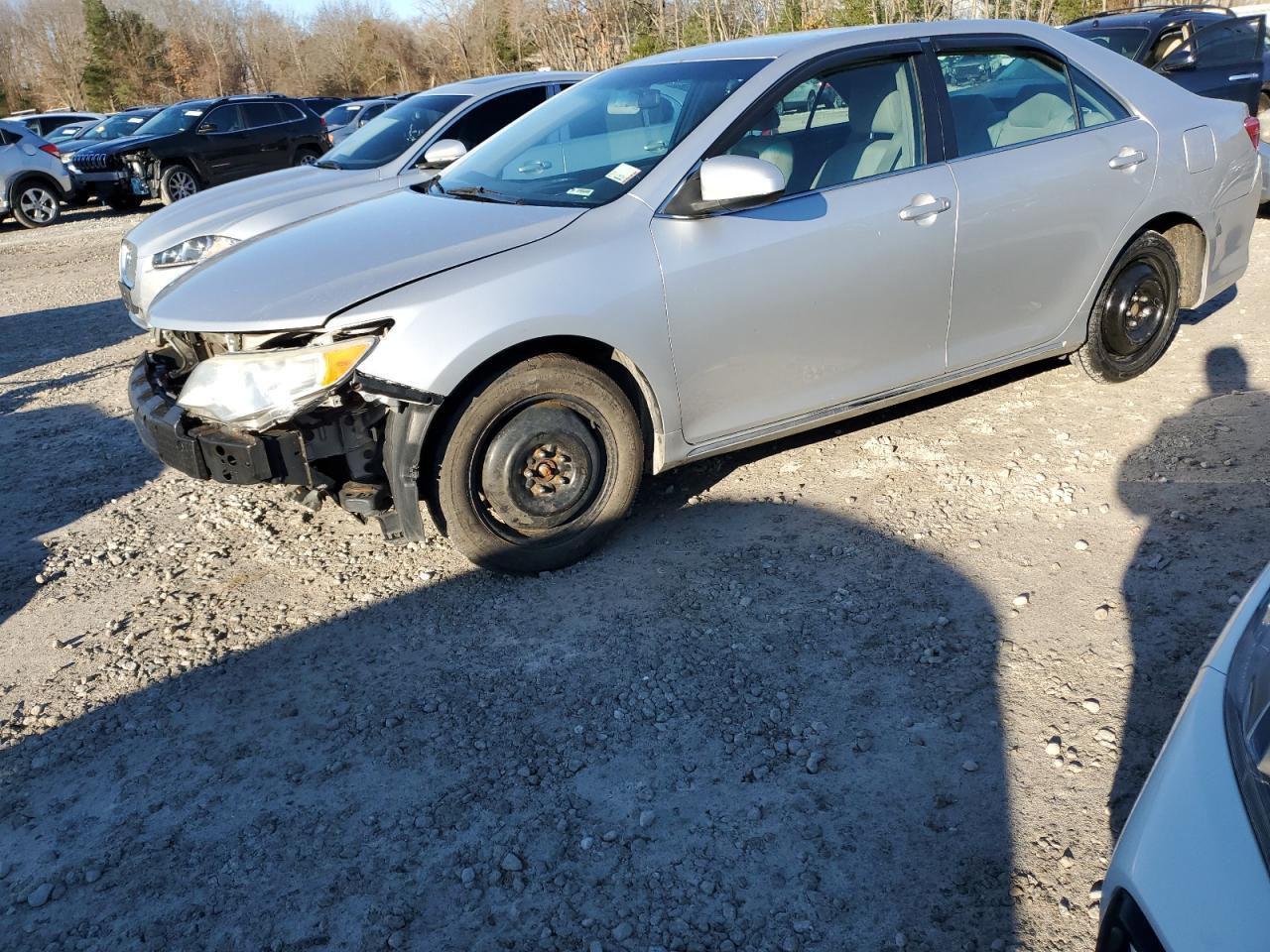 2014 TOYOTA CAMRY L