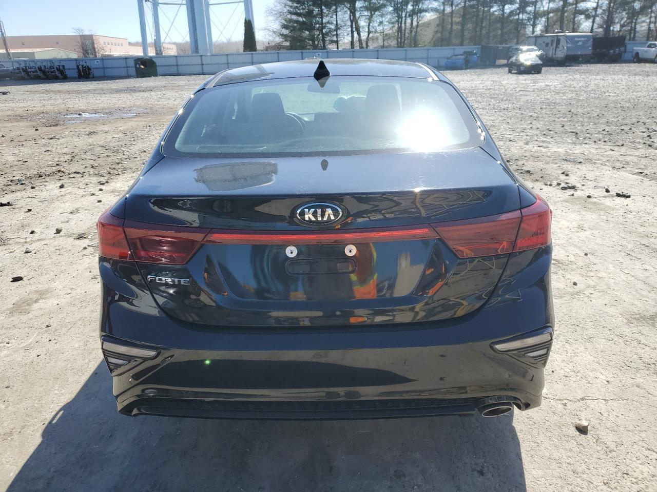 2020 KIA FORTE FE - Image 6
