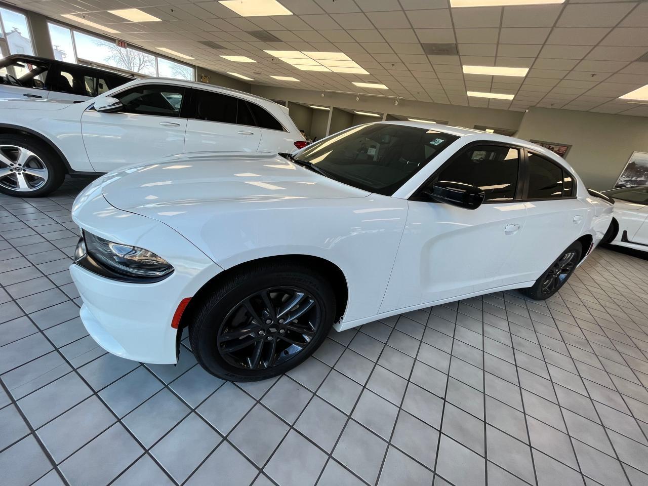 2019 DODGE CHARGER SX - Image 2