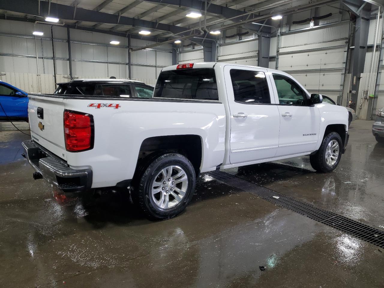 2016 CHEVROLET SILVERADO - Image 3