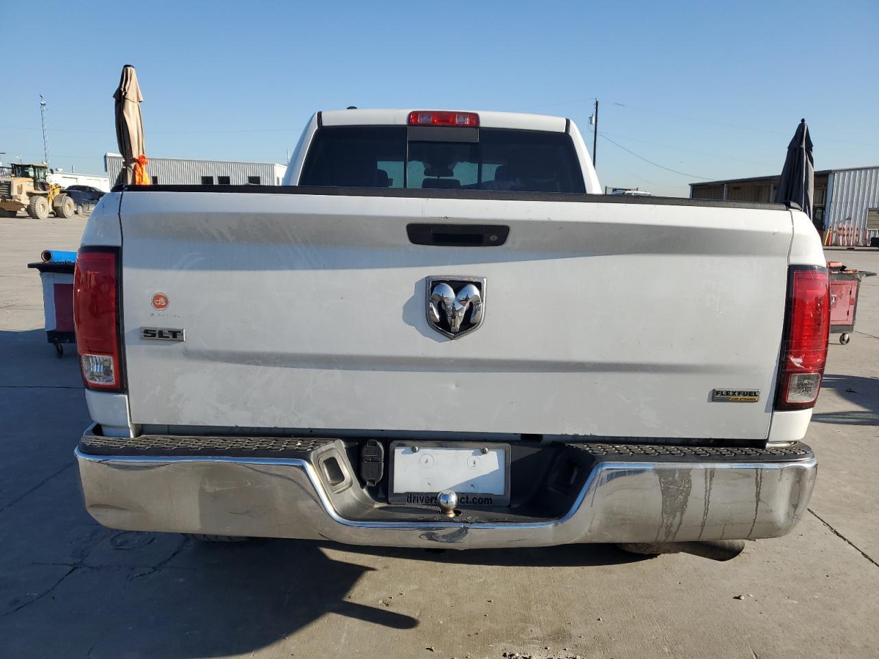 2017 RAM 1500 SLT - Image 6