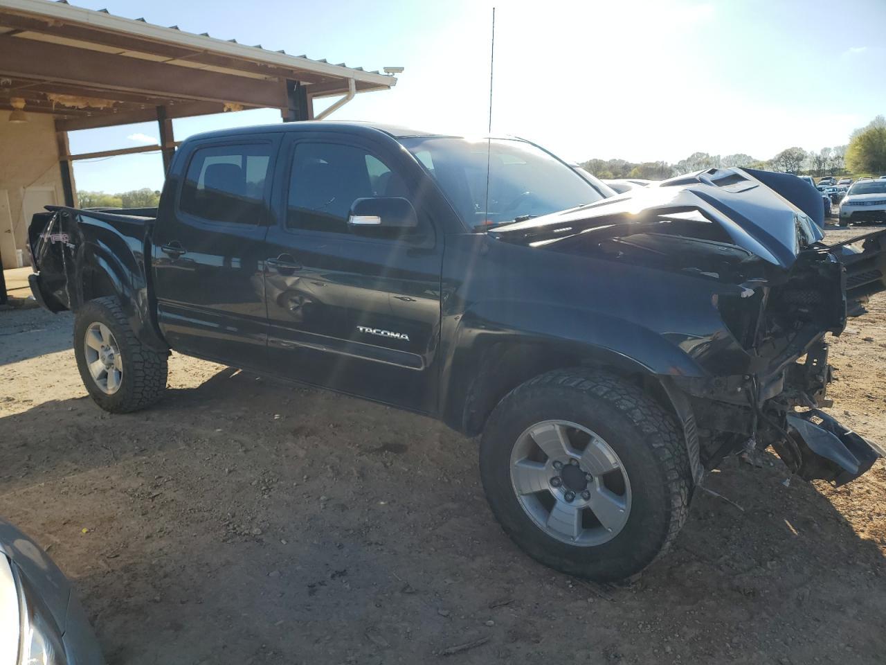 2013 TOYOTA TACOMA DOU - Фото 4