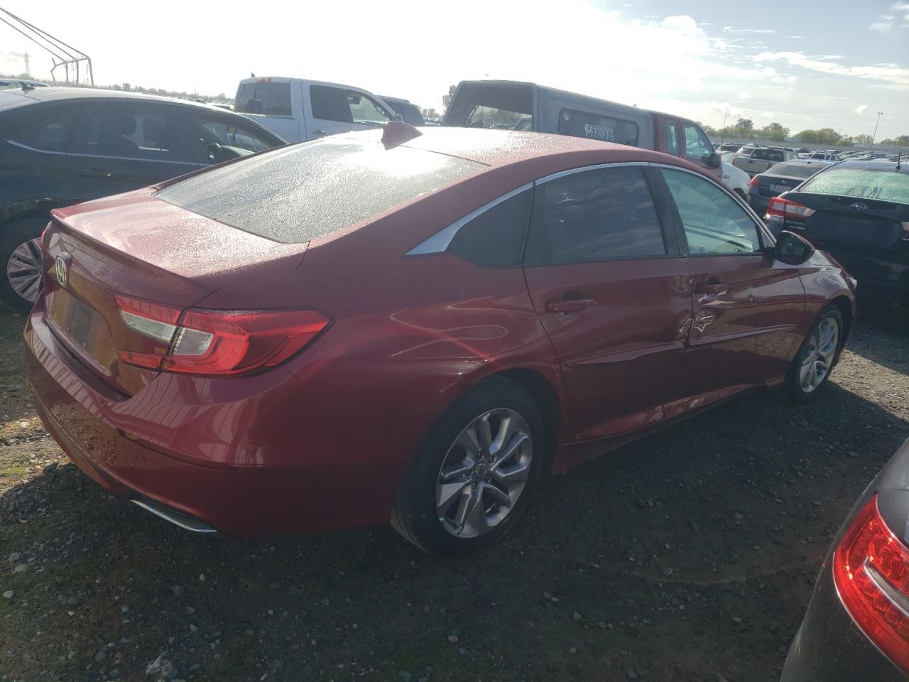 2018 HONDA ACCORD LX - Image 3