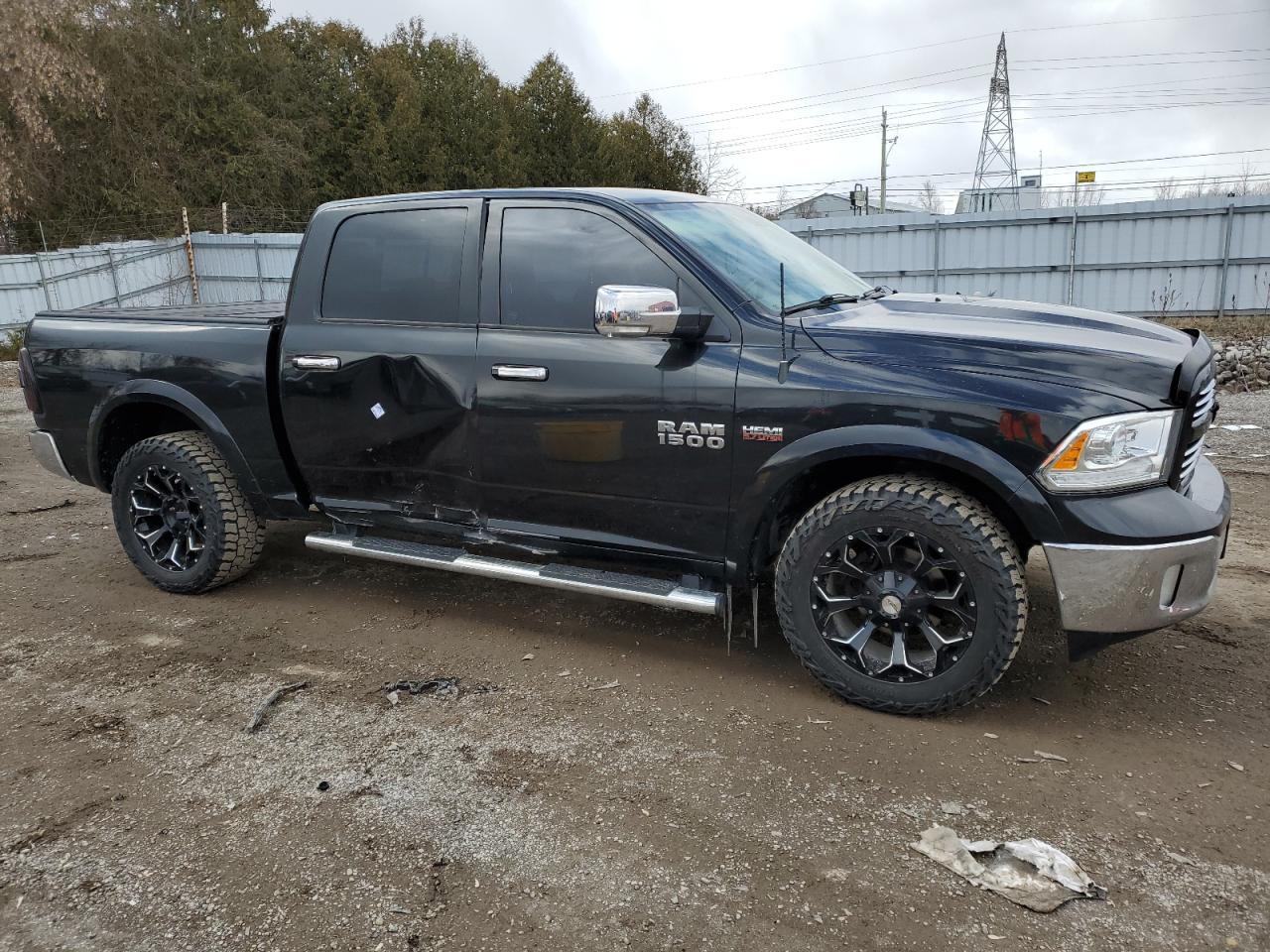 2017 RAM 1500 LARAM - Image 4