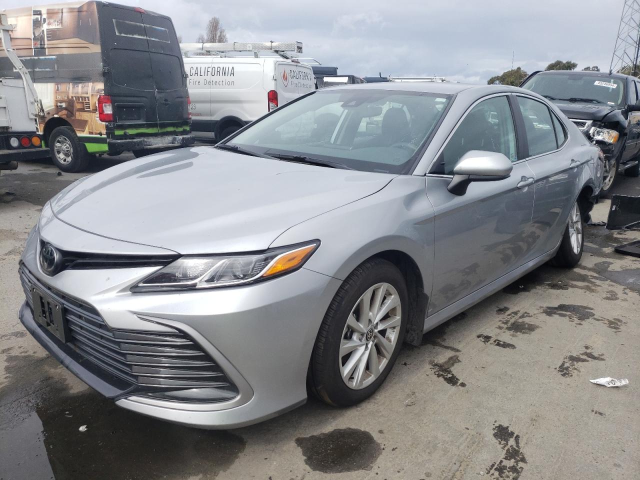 2023 TOYOTA CAMRY LE