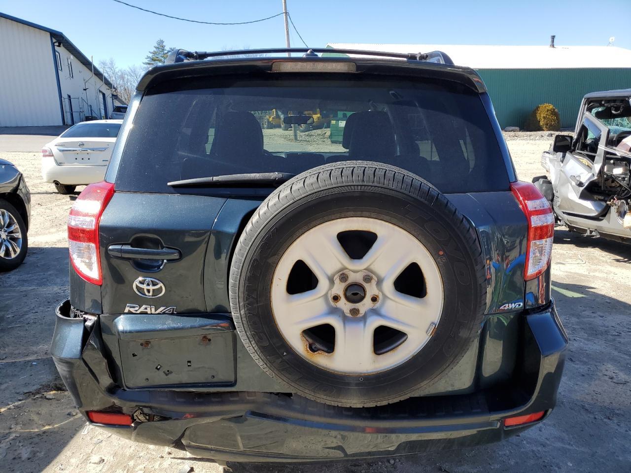2011 TOYOTA RAV4 - Image 6