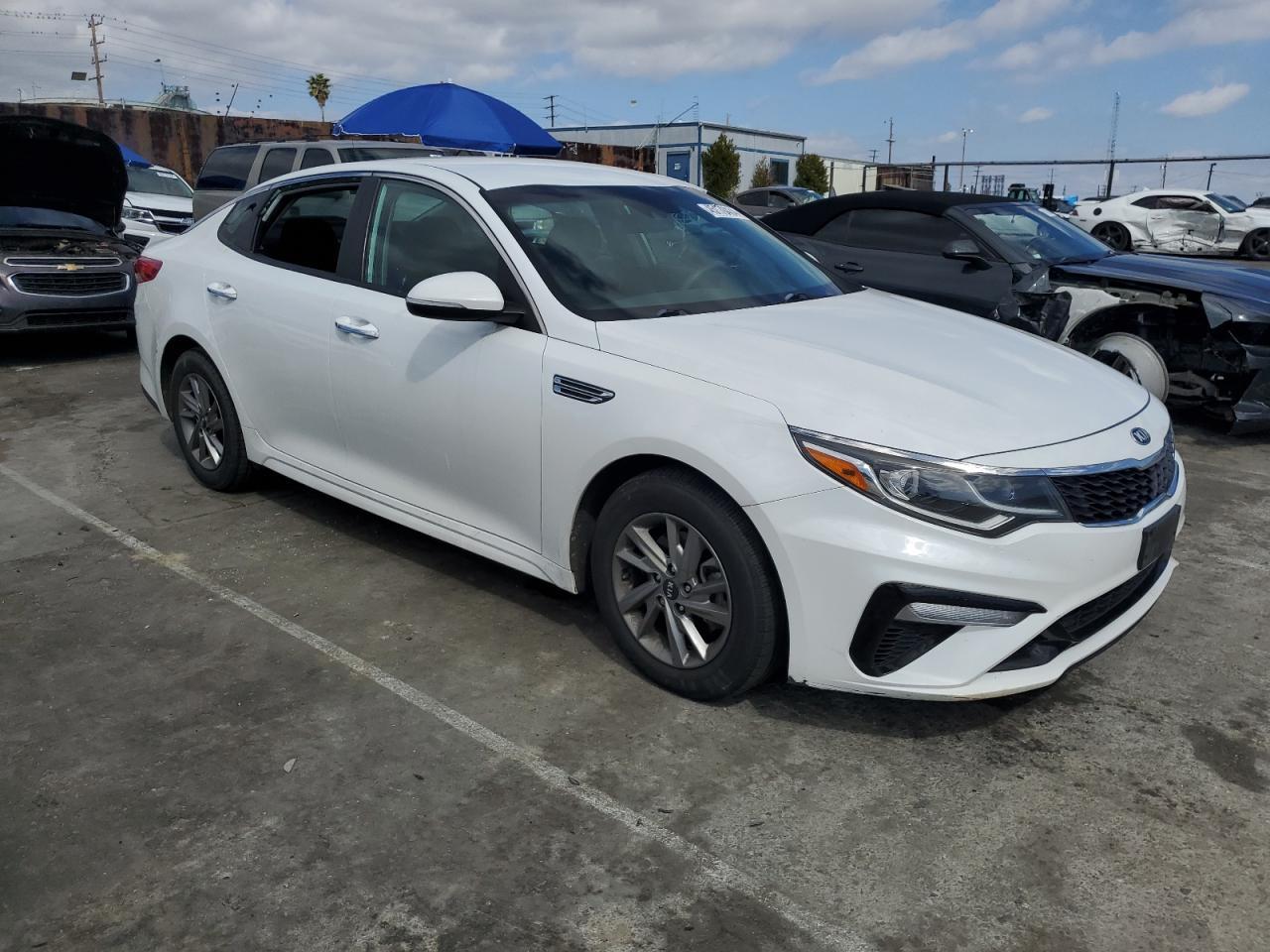 2019 KIA OPTIMA LX - Фото 4