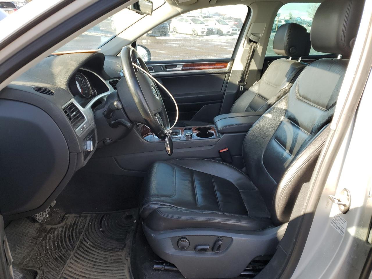 2013 VOLKSWAGEN TOUAREG V6 - Image 7