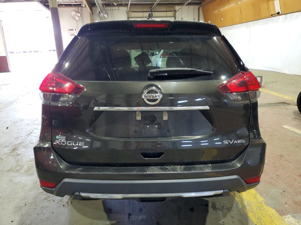 2017 NISSAN ROGUE SV - Фото 6