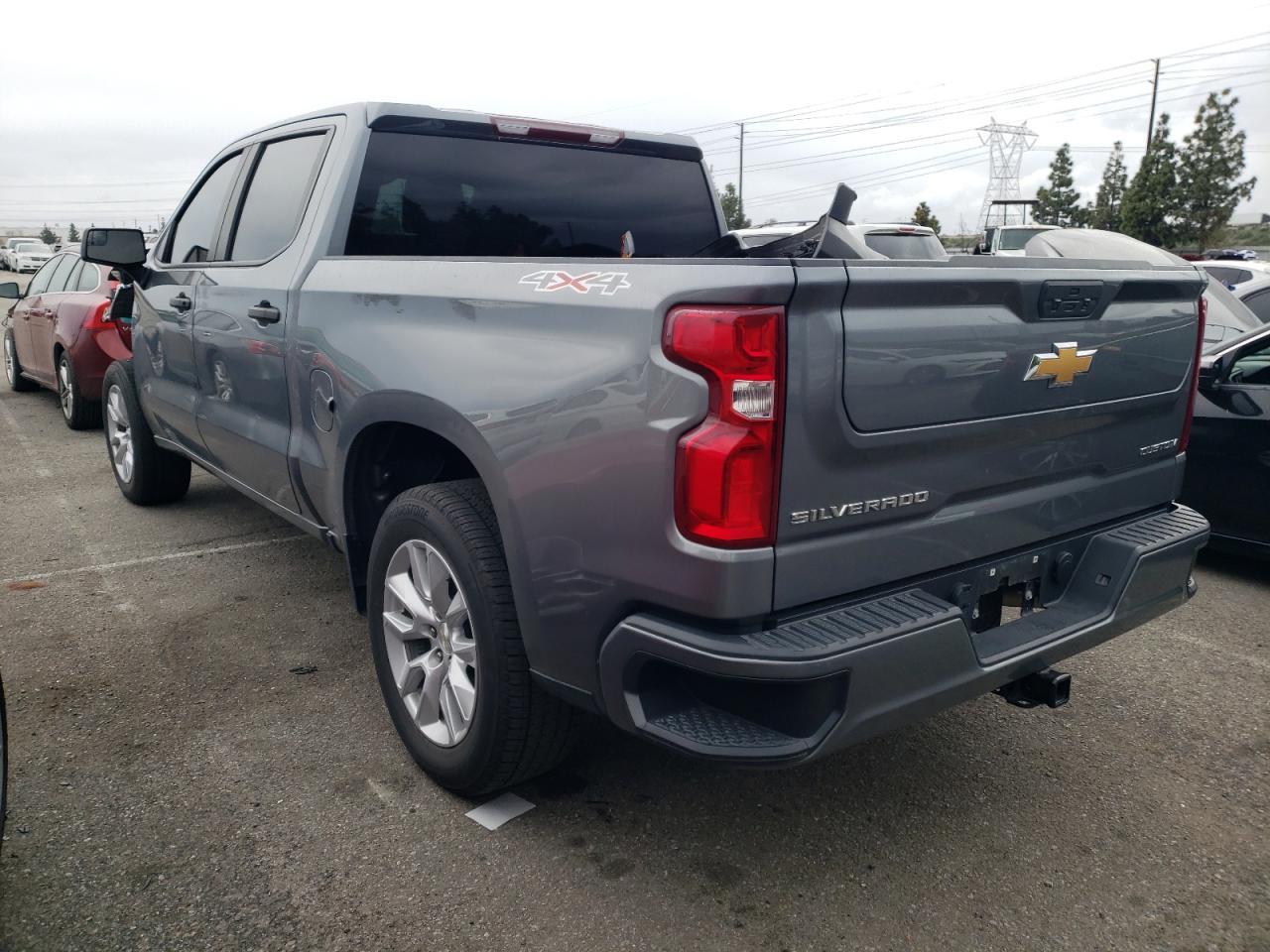 2021 CHEVROLET SILVERADO - Фото 2