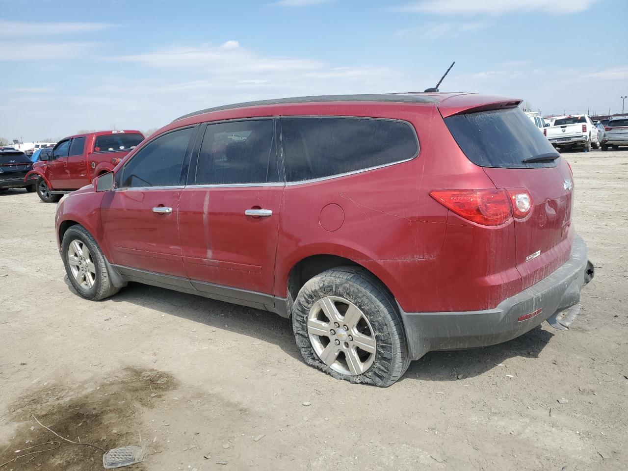 2012 CHEVROLET TRAVERSE L - Фото 2