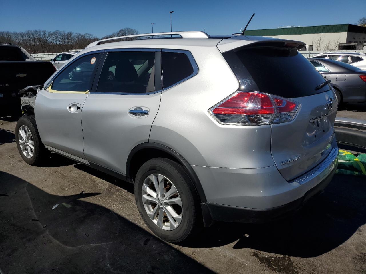 2015 NISSAN ROGUE S - Image 2