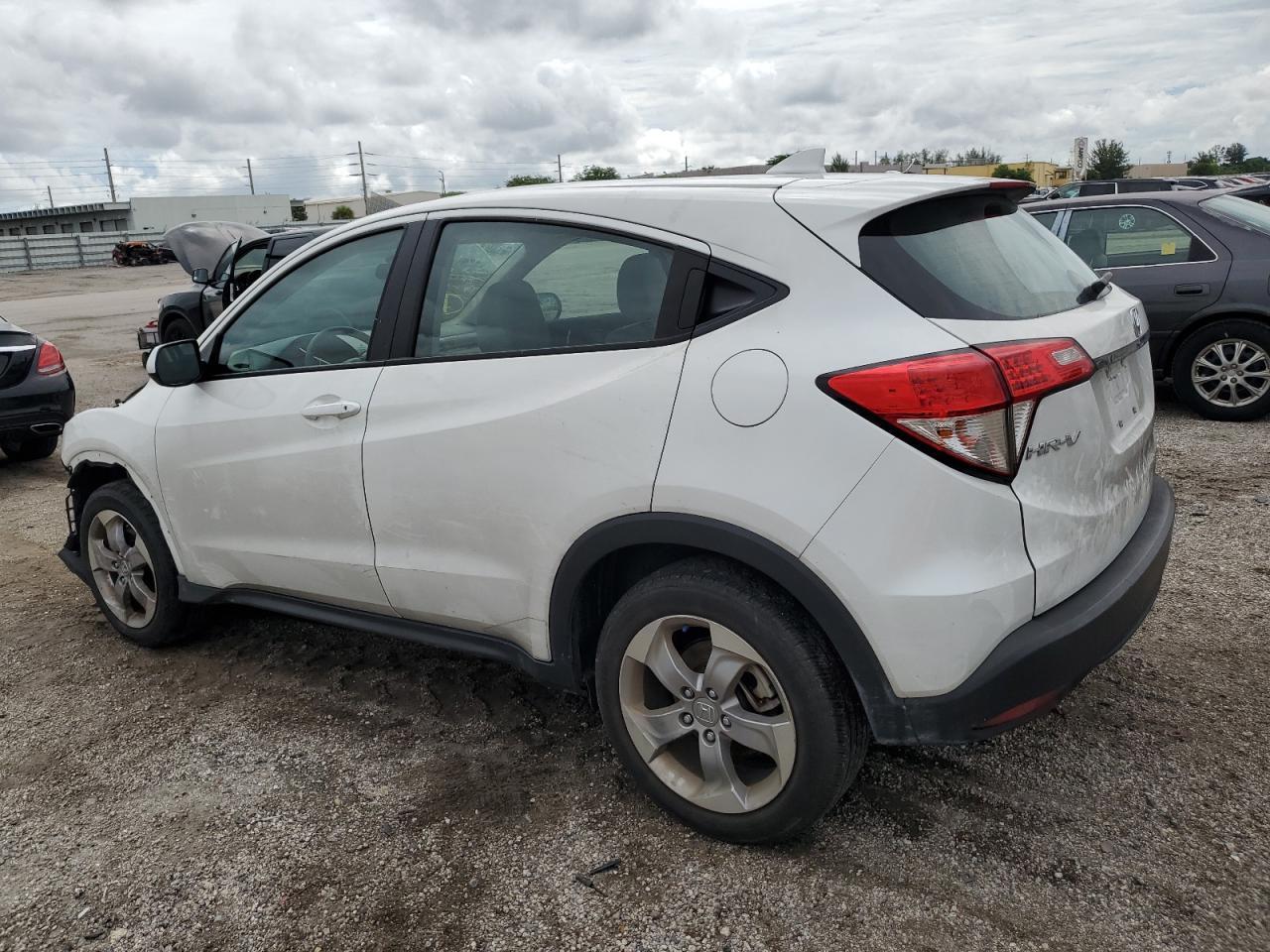 2021 HONDA HR-V LX - Image 2