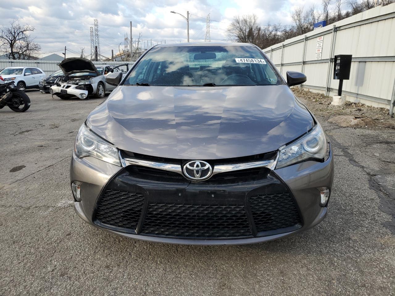 2017 TOYOTA CAMRY LE - Фото 5