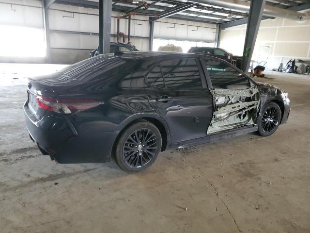 2021 Toyota Camry Se - Фото 3