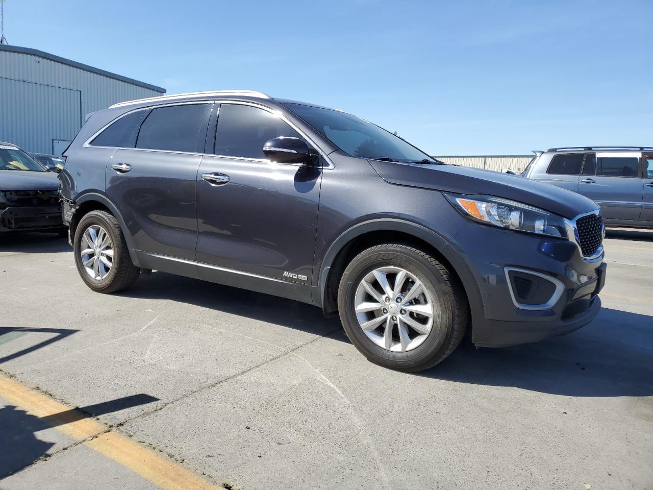 2017 KIA SORENTO LX - Фото 4