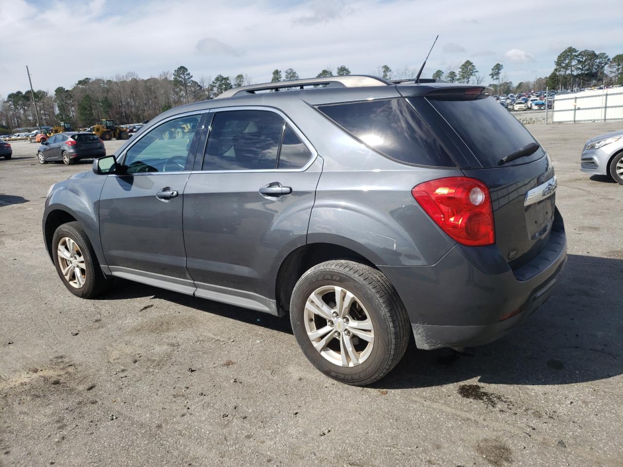 2011 CHEVROLET EQUINOX LT - Image 2
