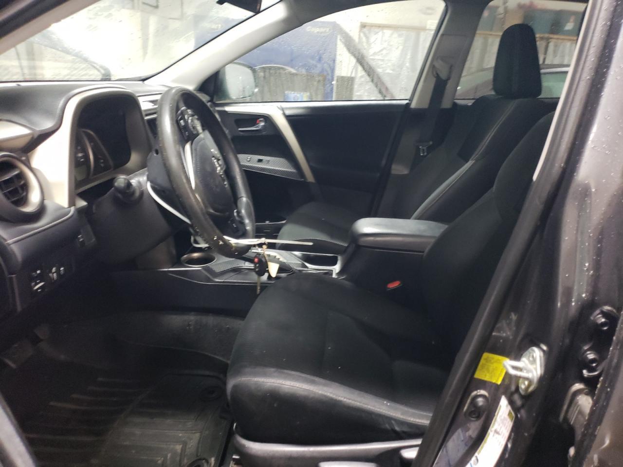 2015 TOYOTA RAV4 XLE - Image 7