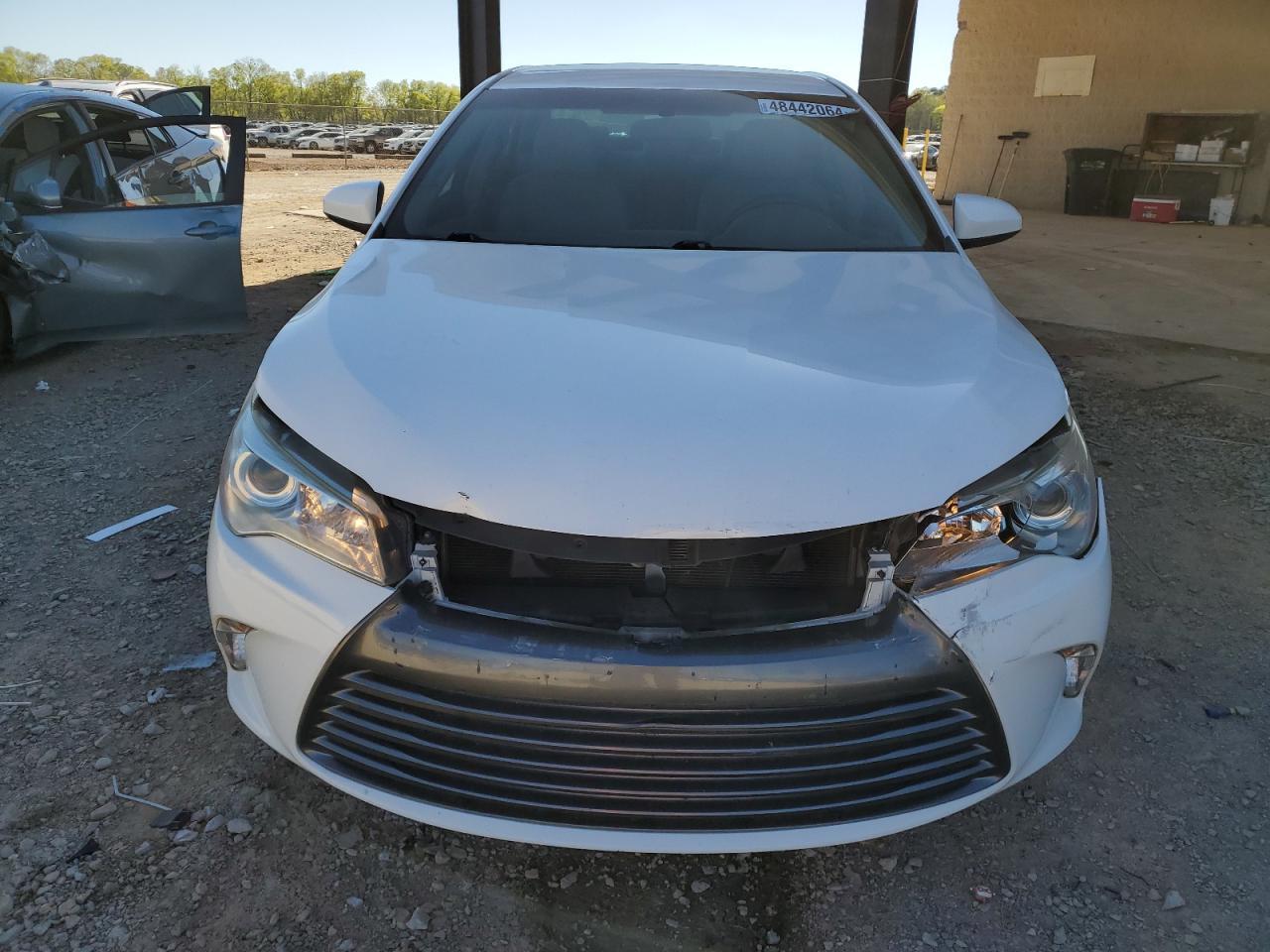 2015 TOYOTA CAMRY LE - Фото 5
