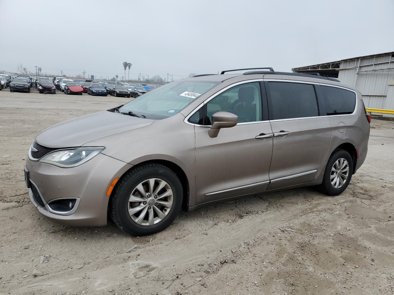 2017 CHRYSLER PACIFICA T car image