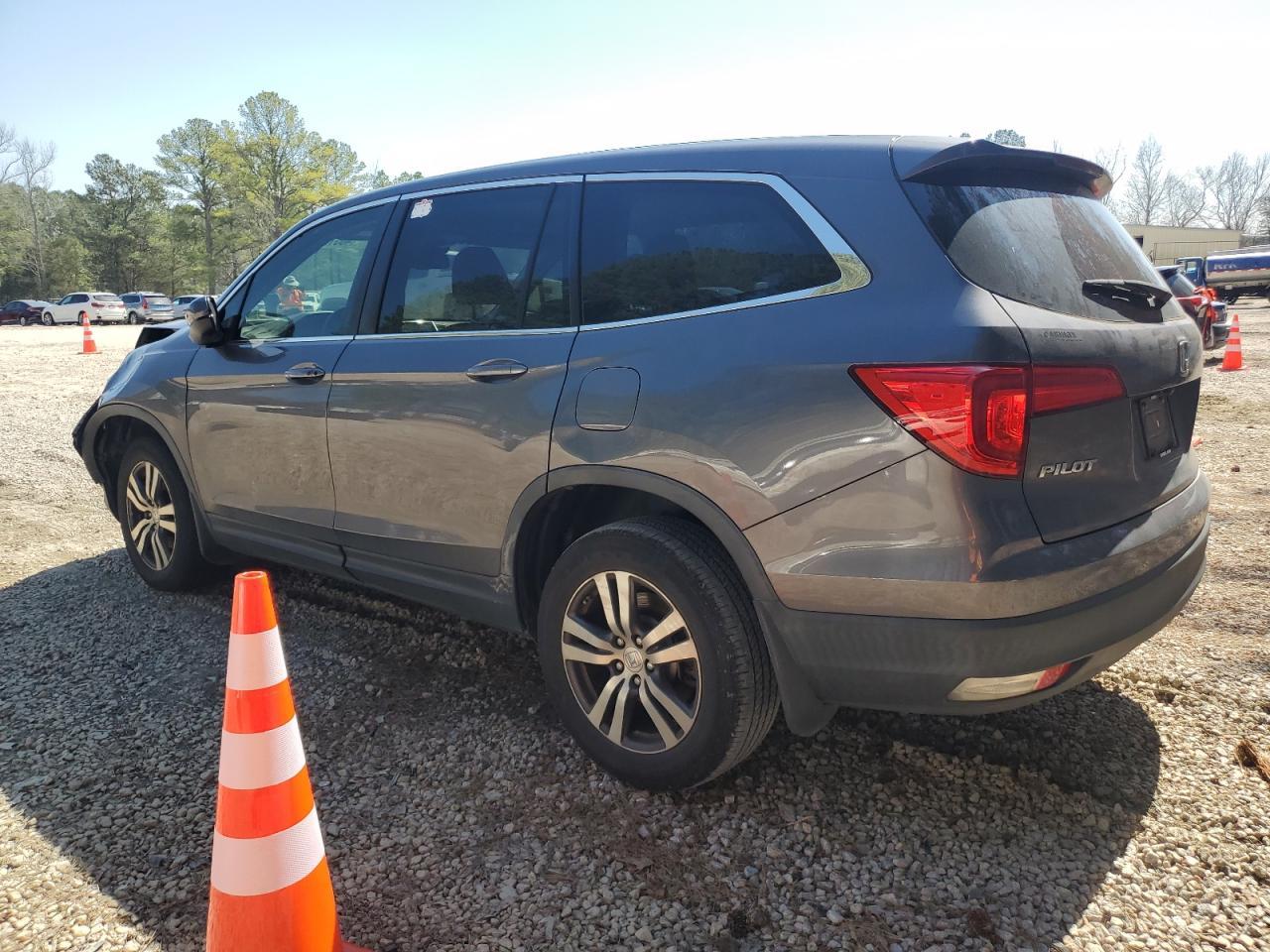 2017 HONDA PILOT EXL - Image 2
