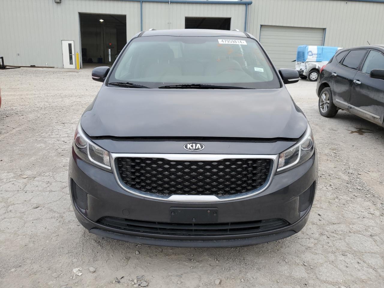 2016 KIA SEDONA LX - Image 5
