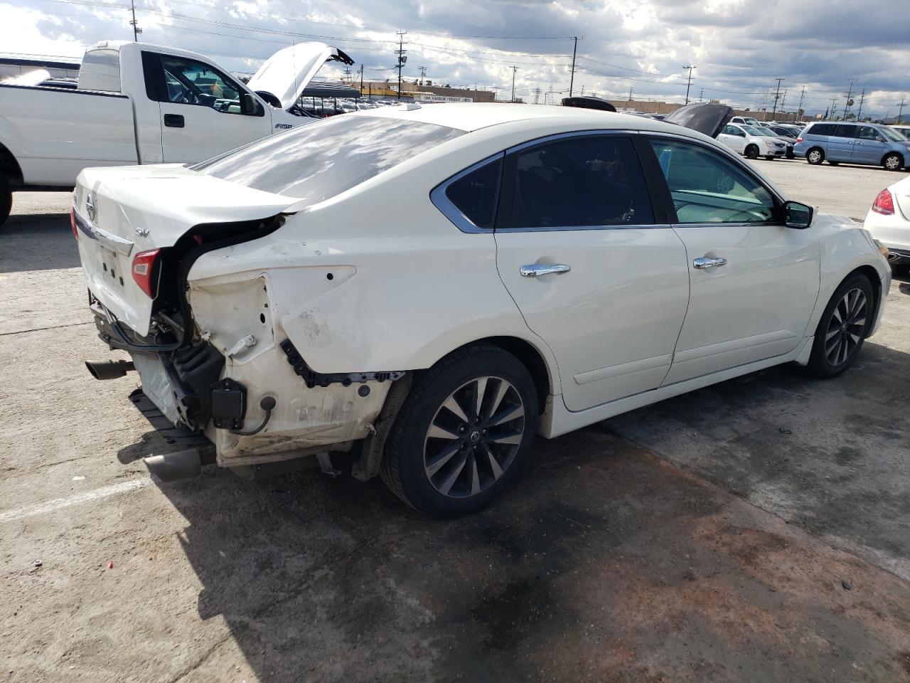 2017 NISSAN ALTIMA 2.5 - Image 3