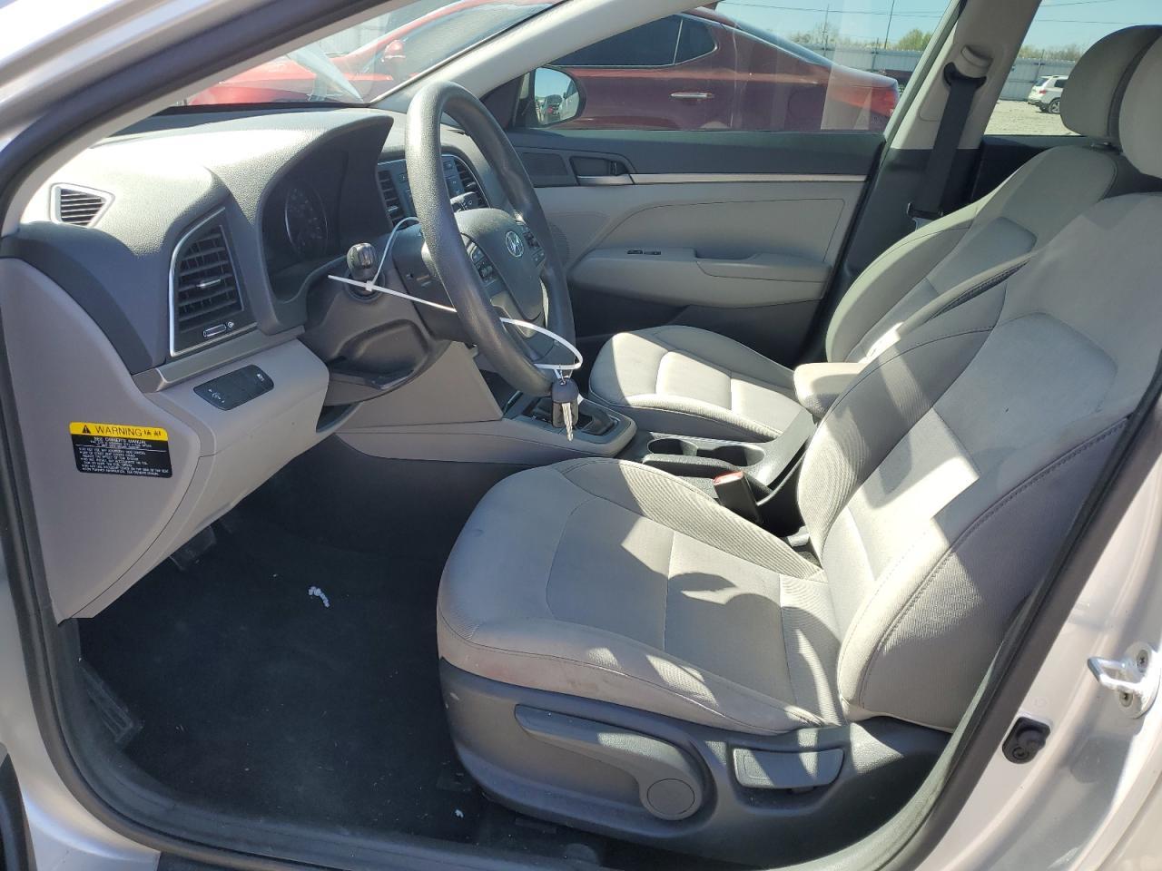 2017 HYUNDAI ELANTRA SE - Image 7