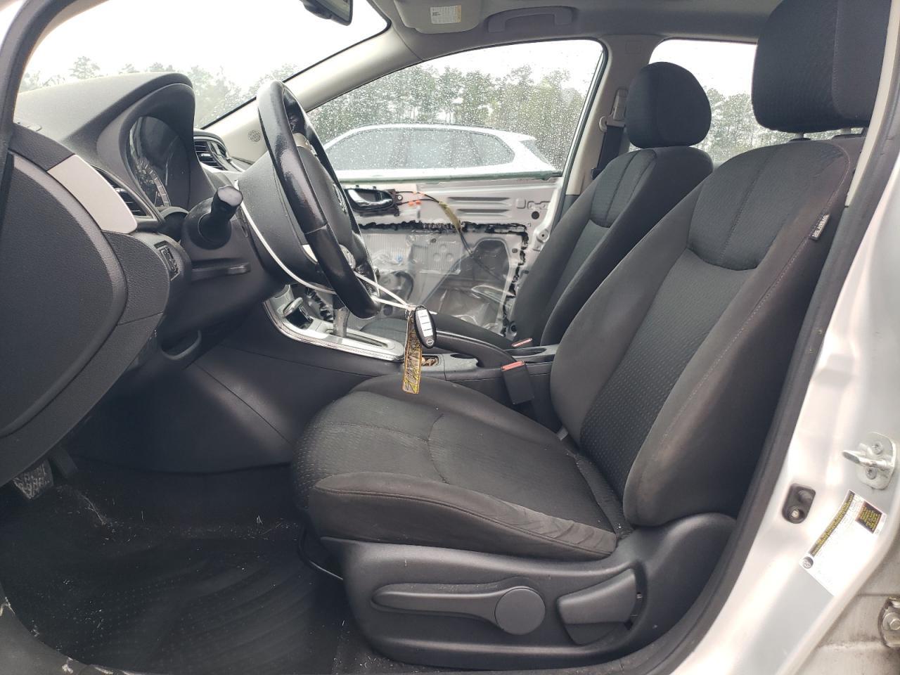 2013 NISSAN SENTRA S - Фото 7